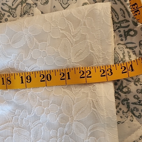 Dana Buchman lace tank - Picture 4 of 4